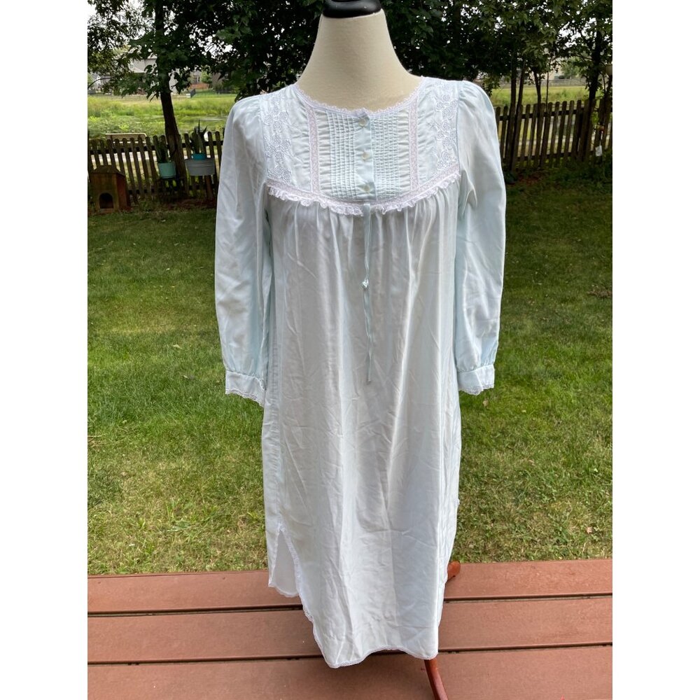 Barbizon Blue Cuddleskin Small Nightgown Cottagecore Angelic Feminine Lace & But